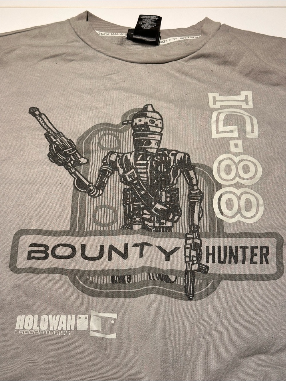 Star Wars Men’s Crewneck Sweatshirt - Gray with Bounty Hunter Graphic - Picture 2 of 9